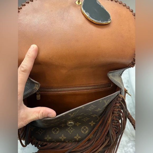 Louis Vuitton Vintage Boho Bags World Traveler Saint Cloud western front purse - Picture 12 of 13